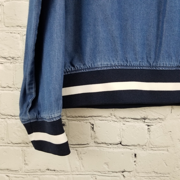 MASON BY SUKO | chambray pullover top - Picture 3 of 7